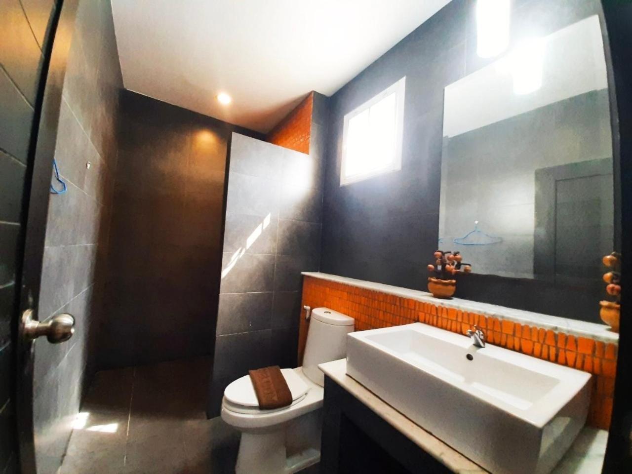 Rocky Party Pool Villa Huahin 3 Bedrooom With Bbq & Karaoke מראה חיצוני תמונה